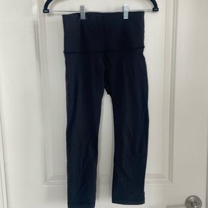 Cropped Lululemon Wunder Under Leggings